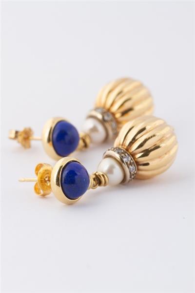 Grote foto gouden oorhangers met in elk een lapis lazuli parel en zirkonia sieraden tassen en uiterlijk oorbellen