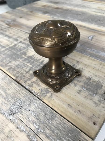 Grote foto deurknop art nouveau knop met rosette gepatineerd messing draaibaar. doe het zelf en verbouw materialen en producten