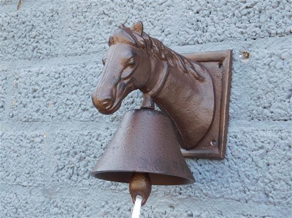 Grote foto deurbel met paard gietijzer doe het zelf en verbouw deuren en horren