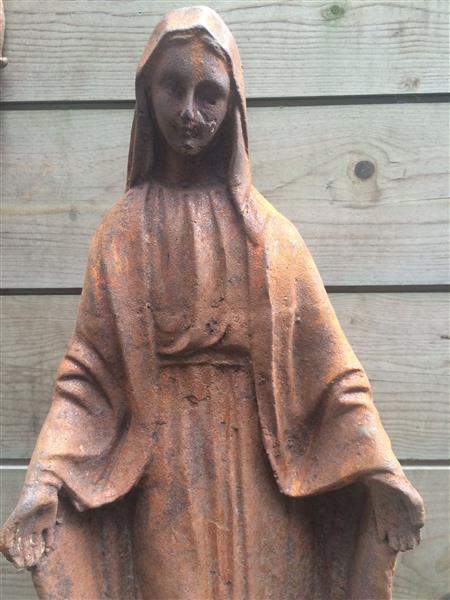 Grote foto madonna marie gietijzer figuur tuin en terras tuindecoratie