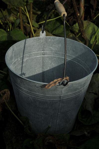 Grote foto emmer gemaakt van zink tuin en terras tuindecoratie