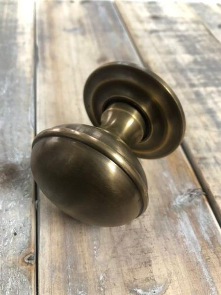 Grote foto deurknop met rozet messing deurknop voor de voordeur massief en edel vaste knop doe het zelf en verbouw materialen en producten