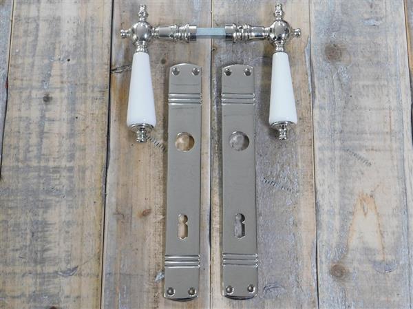 Grote foto retro style deurbeslag set nikkel deurknoppen met porseleinen handvaten wit. doe het zelf en verbouw materialen en producten