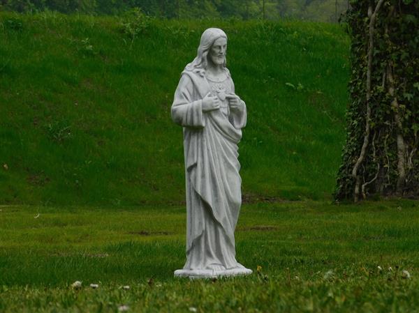 Grote foto jezus heilig hartbeeld vol steen tuin en terras tuindecoratie