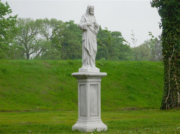 Grote foto jezus heilig hartbeeld vol steen tuin en terras tuindecoratie