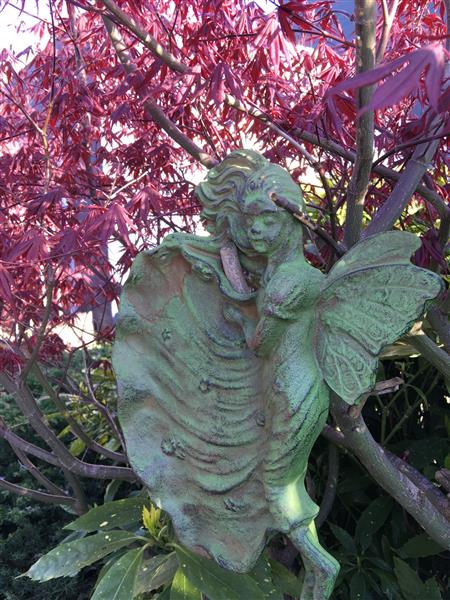 Grote foto wandornament vogelbad engel gietijzer groen tuin en terras tuindecoratie