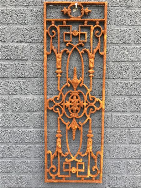 Grote foto cast iron deurraam rooster wandornament mooi smeedwerk stuk. tuin en terras hekken en schuttingen