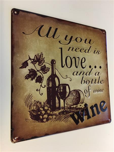 Grote foto mooi metalen schild met passende tekst love ...bottle of wine huis en inrichting woningdecoratie