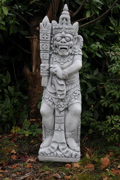 Grote foto tempelwachter poortwachter balinese beelden. tuin en terras tuindecoratie