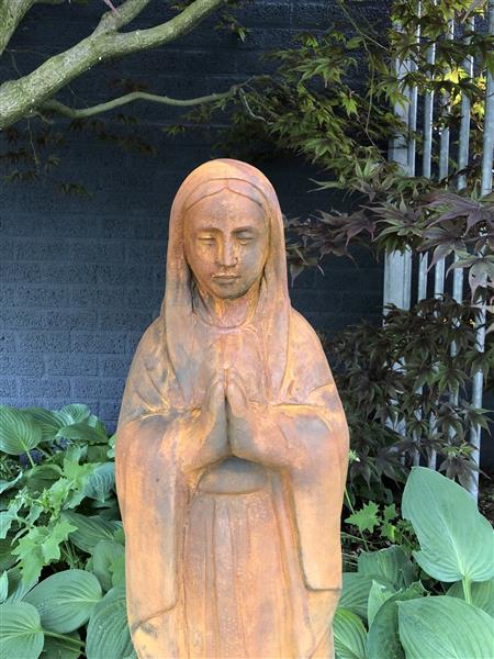 Grote foto moeder maria mother mary groot vol stenen beeld oxide. tuin en terras tuindecoratie