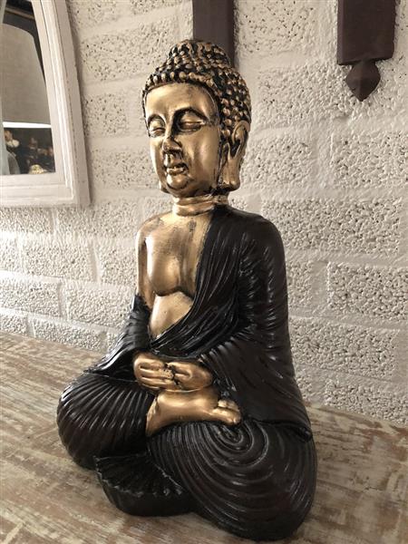 Grote foto boeddha beeld ceramic zittend thais in kleur. tuin en terras tuindecoratie