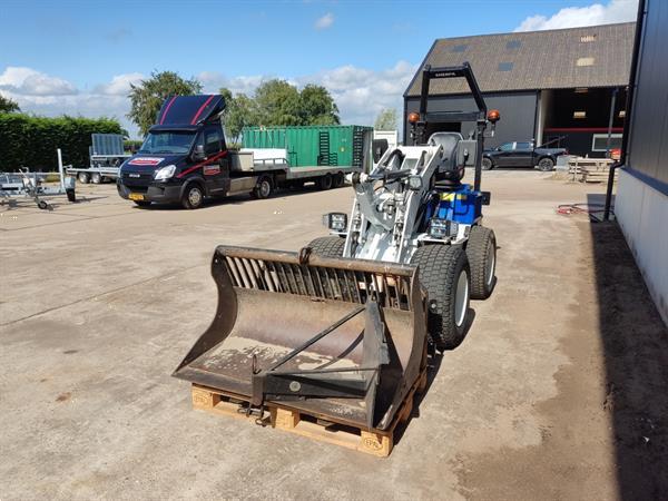 Grote foto sherpa 300 miniloader shovel met veel aanbouwdelen agrarisch shovels