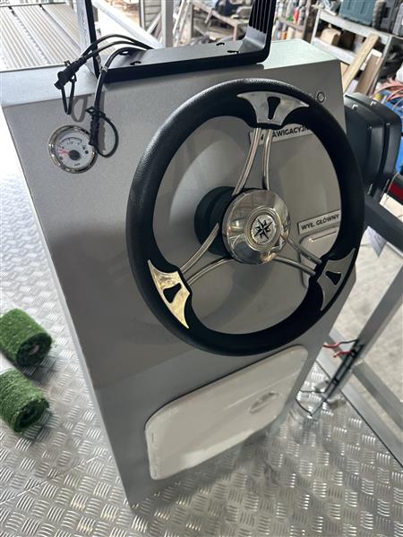 Grote foto aqarius 727 pontonboot met fietsplatform watersport en boten speedboten