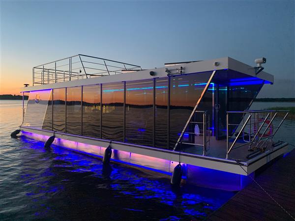 Grote foto woonboot catamaran lakestar1300 partyboot watersport en boten catamarans