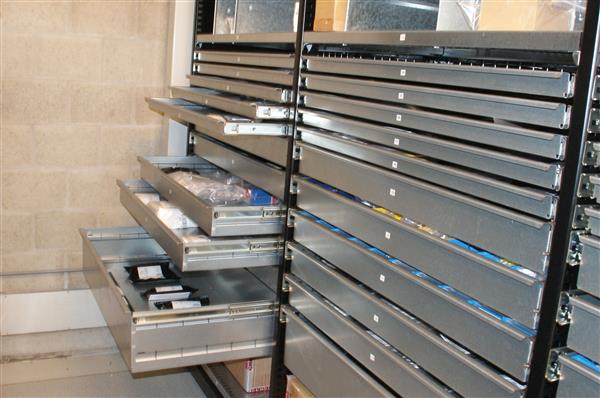 Grote foto magazijn ladekast en onderdelenkast hagisto doe het zelf en verbouw magazijnstellingen