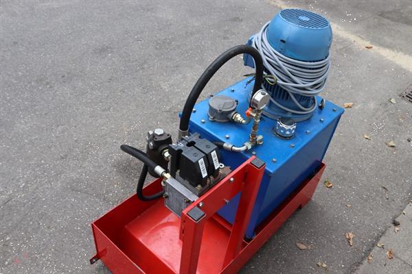 Grote foto hogedrukpomp oliepomp voor machines zoals preiwassers agrarisch tuinbouw