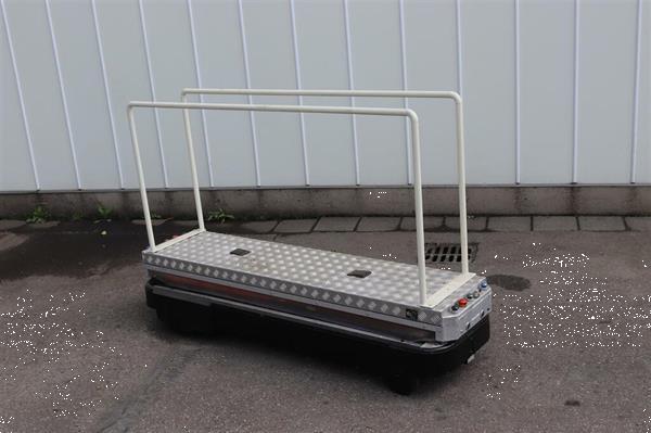 Grote foto berg electro buisrailwagen met elektrische hydraulische schaar 42 5 cm spoor agrarisch tuinbouw