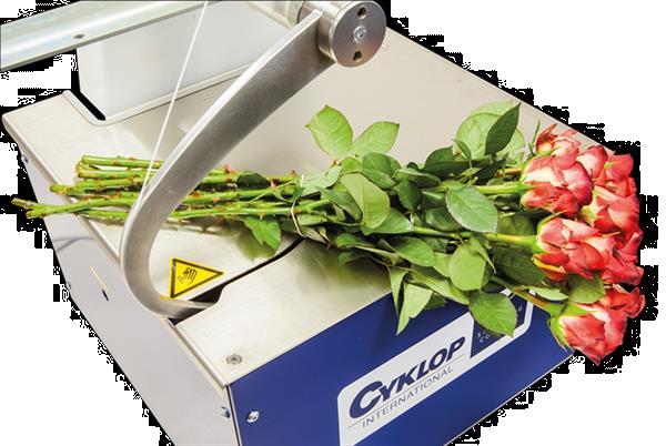 Grote foto cyklop axro fqc2 bindmachine geschikt voor op een boslijn agrarisch tuinbouw