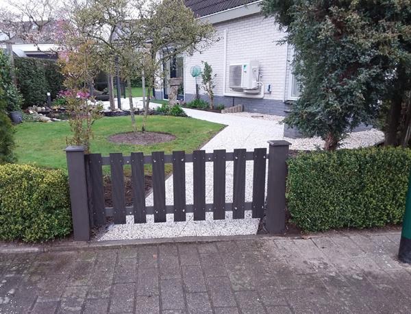 Grote foto massief composiet tuinhek 60 cm hoog tuin en terras hekken en schuttingen