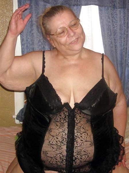 Grote foto krijgt een oudere dikke oma een kans erotiek contact vrouw tot man