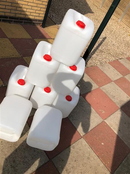 Grote foto jerrycans 20 ltr un gekeurd partij auto diversen overige auto diversen