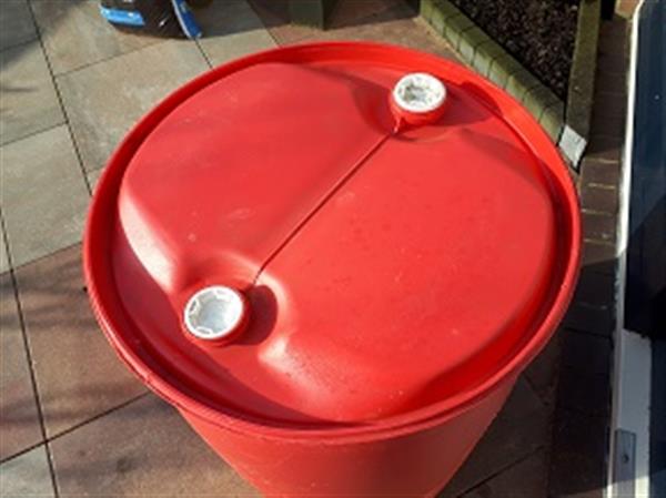 Grote foto regen ton 200 ltr blauw en wit tuin en terras kassen en kweekspullen