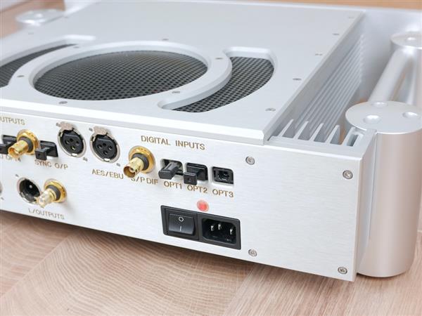 Grote foto chord electronics dsc 1600e highend audio dac d a converter and preamplifier audio tv en foto cd spelers