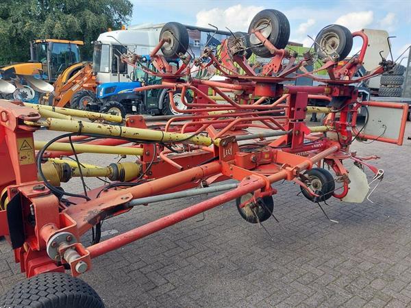 Grote foto lely lotus 1325 schudder agrarisch harken