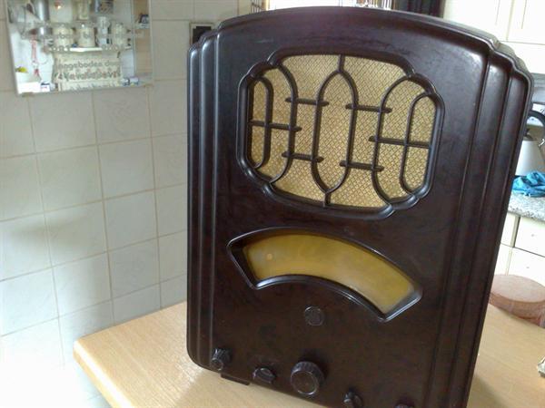 Grote foto saba radio uit 1932 heel gave audio tv en foto antieke radio