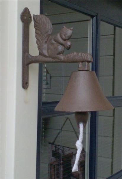Grote foto deurbel gietijzer met eekhoorn huis en inrichting overige huis en inrichting