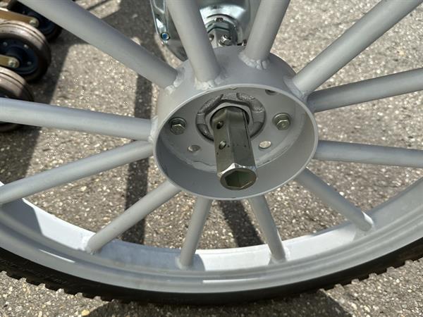 Grote foto honda f560 2 wielige trekker met hak schoffelbalk agrarisch onkruidbestrijding