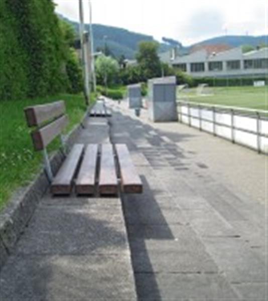 Grote foto geheel kunststof hekken toog of recht tuin en terras tuinmeubelen