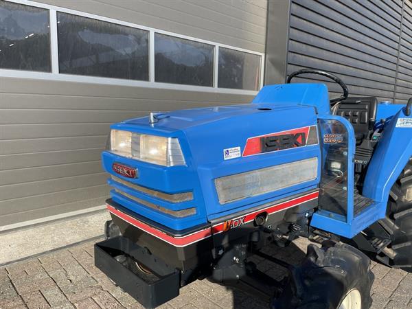 Grote foto iseki ta227 4wd 26 pk minitractor kubota solis farmtrac agrarisch tractoren