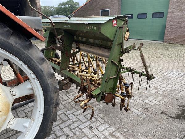 Grote foto amazone zaaimachine 2mtr agrarisch zaaimachines