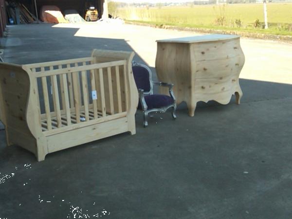 Grote foto exclusieve buik barok commode perfect hoogte kinderen en baby babykamers