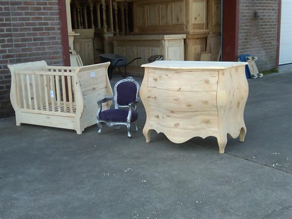 Grote foto exclusieve buik barok commode perfect hoogte kinderen en baby babykamers