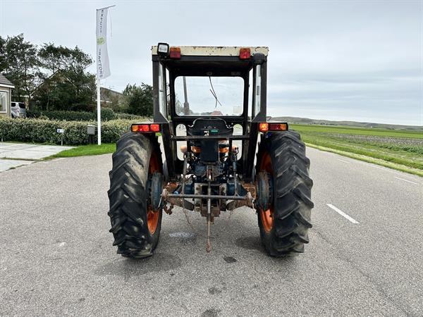 Grote foto fiat 640 agrarisch tractoren