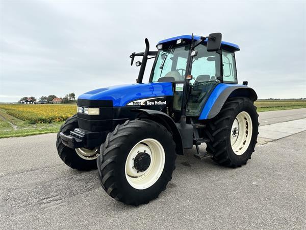 Grote foto new holland tm 120 agrarisch tractoren