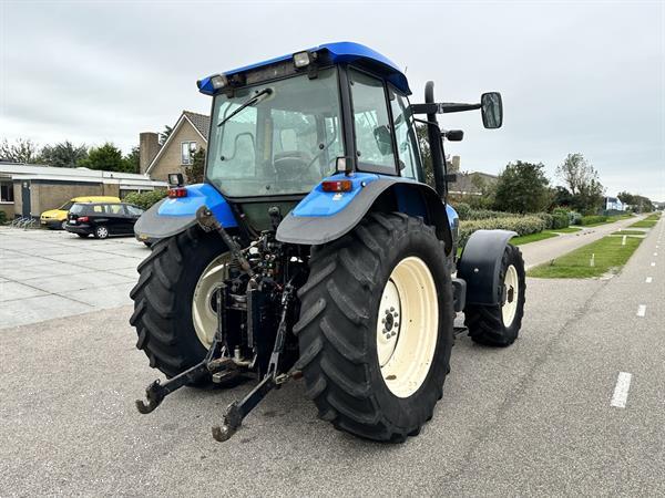 Grote foto new holland tm 120 agrarisch tractoren