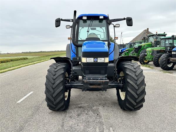 Grote foto new holland tm 120 agrarisch tractoren