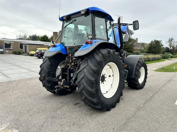 Grote foto new holland tm 155 agrarisch tractoren