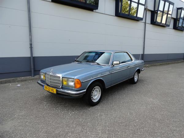 Grote foto mercedes 230 c coup 1978 mooie opties zie advert. auto mercedes