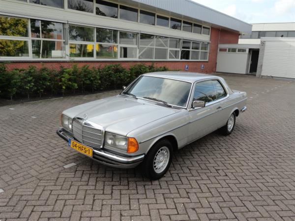 Grote foto mercedes 230 c coup 1978 mooie opties zie advert. auto mercedes