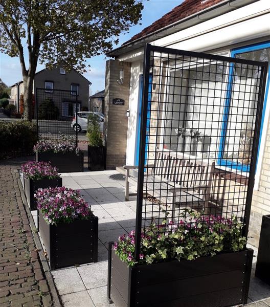 Grote foto bloembakken van composiet div afmetingen. tuin en terras bloembakken