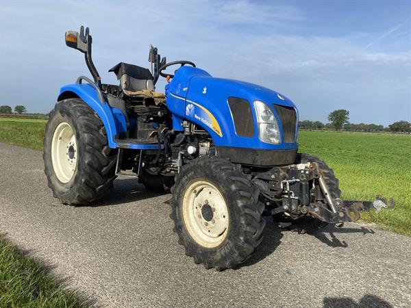 Grote foto new holland tc45d hydrostaat agrarisch tractoren