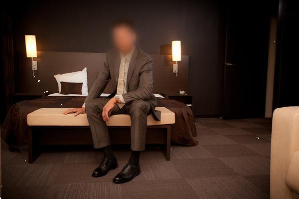 Grote foto gigolo david escort voor vrouwen en koppels. erotiek escort service