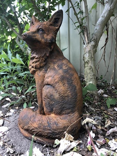 Grote foto vos stenen beeld vos dierfiguren vos tuinbeelden. steen oxid tuin en terras tuindecoratie