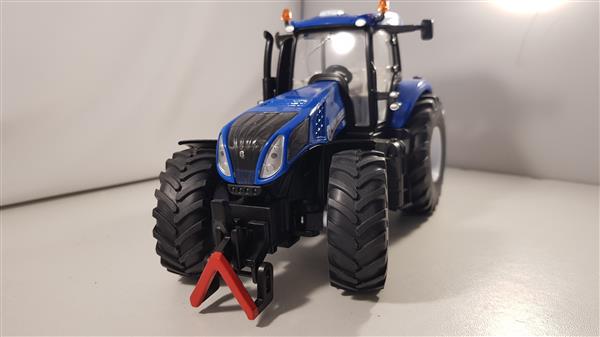 Grote foto new holland t8 390 tractor siku hobby en vrije tijd 1 32