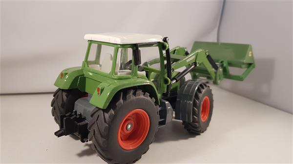 Grote foto fendt 714 favorit vario tractor met lader siku hobby en vrije tijd 1 32