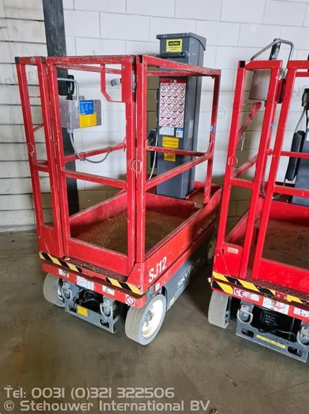 Grote foto skyjack sj12 mast hoogwerker orderpicker masthoogwerker doe het zelf en verbouw hoogwerkers